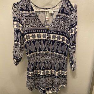 Cute blue/white romper